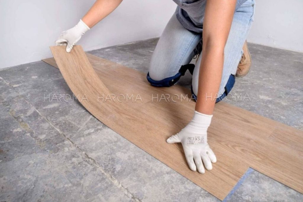 Bề mặt sàn không đồng đều, bị gồ ghề