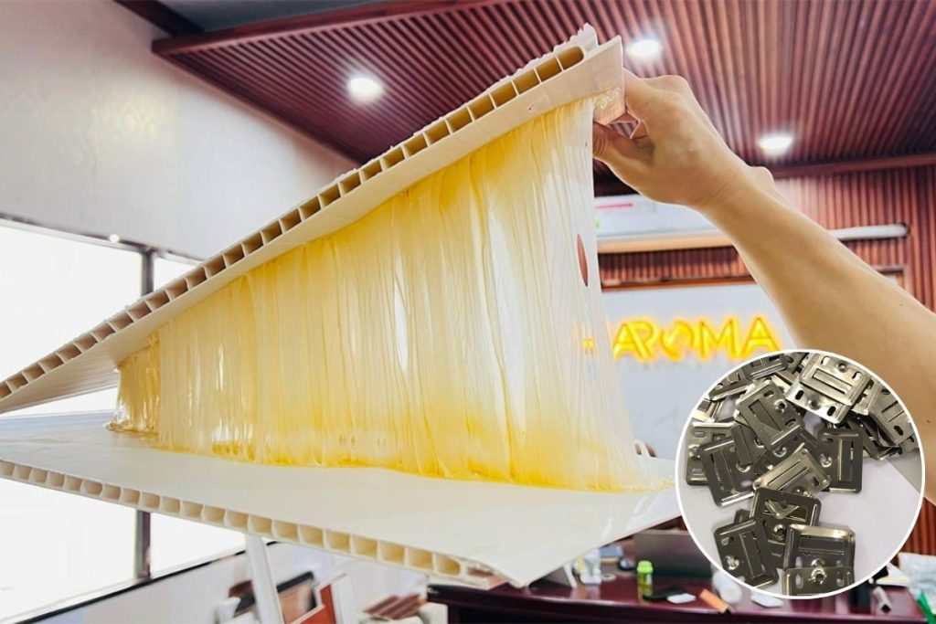 Keo dán chuyên dụng và ke inox là 2 phụ kiện không thể thiếu khi thi công tấm ốp nhựa nano