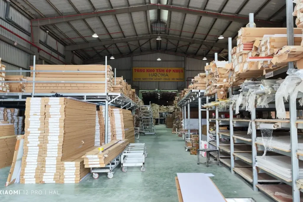 Địa chỉ mua thanh lam hộp nhựa giả gỗ giá tốt nhất thị trường