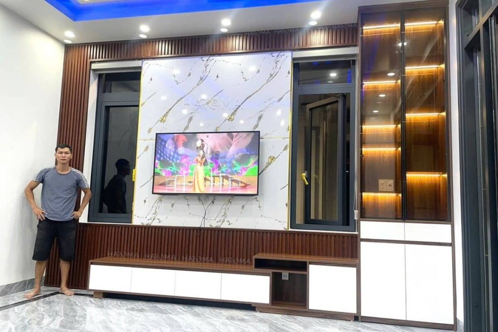 Tấm nhựa ốp tường phòng khách có khả năng chống mối mọt, cong vênh cực tốt