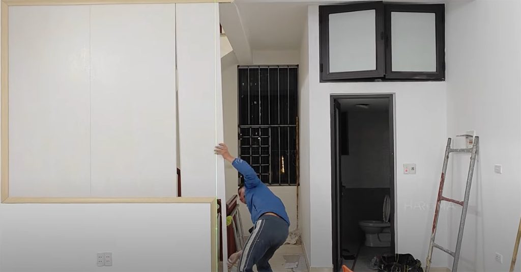 Thi công vách ngăn phòng không quá phức tạp nhờ hèm khóa âm dương thông minh