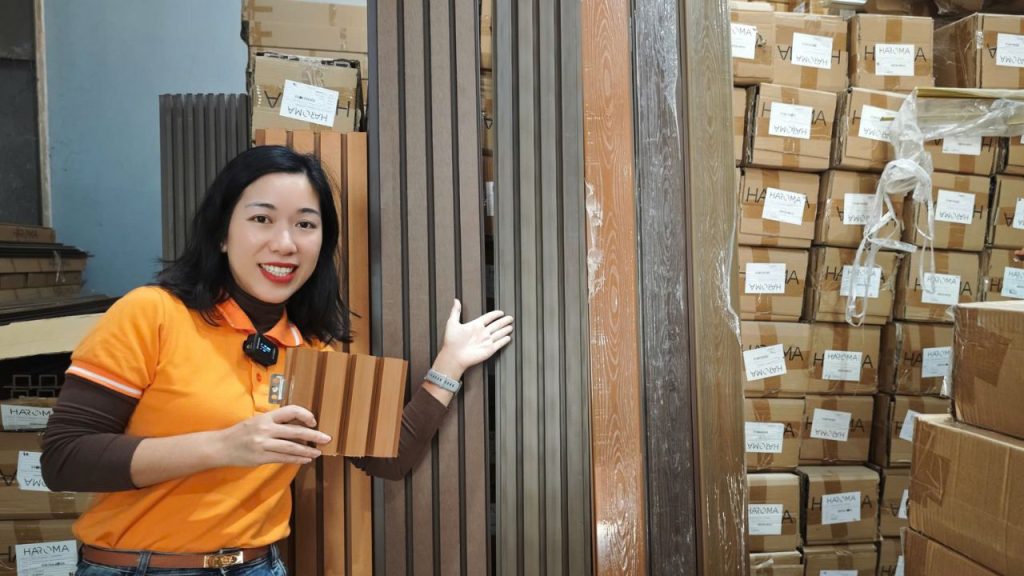 Cập nhật báo giá lam sóng gỗ nhựa ngoài trời mới nhất