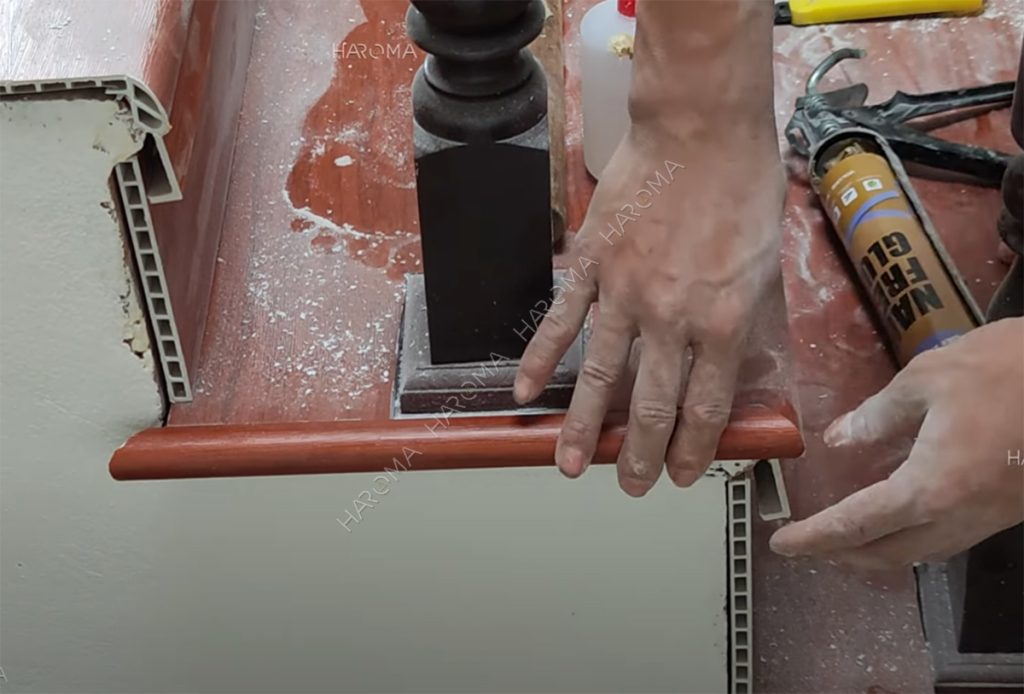 Thi công nẹp T trang trí và che điểm kết thúc mặt bậc cầu thang