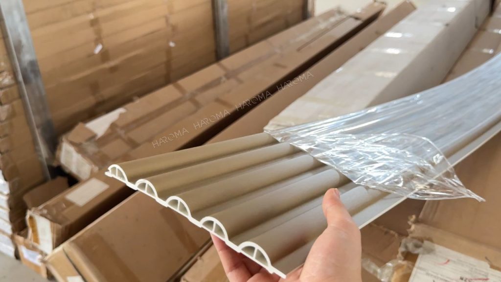 Kinh nghiệm lựa chọn tấm nhựa ốp tường lam sóng