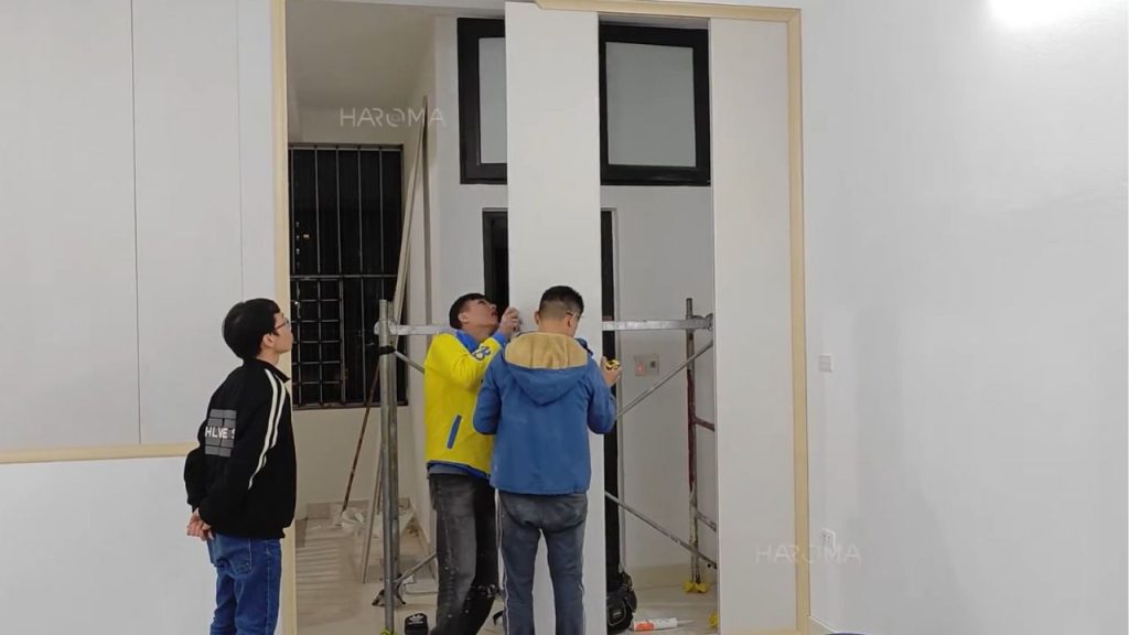 Vách ngăn phòng nhựa giả gỗ làm vách ngăn phòng