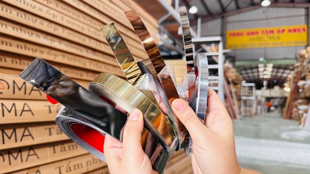 Nẹp la kim loại kim loại