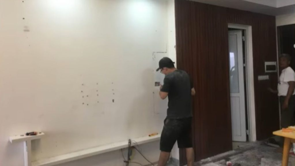 Kiểm tra vị trí trước khi thi công