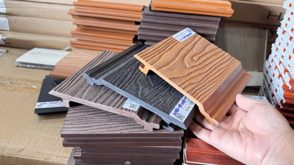 Tấm ốp gỗ nhựa có khả năng chống nước, chống ẩm mốc