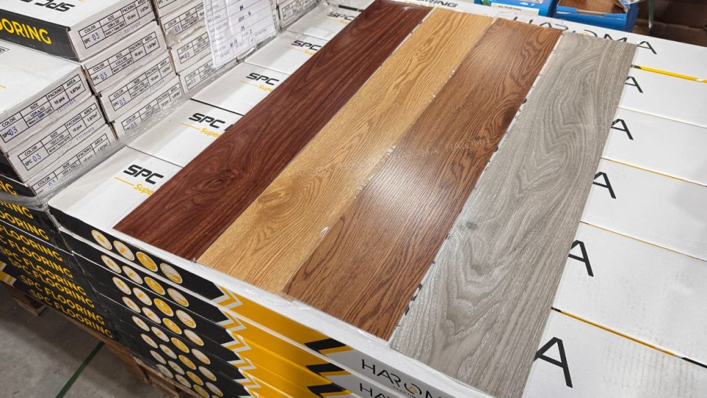 Sàn nhựa bóc dán - Vật liệu lát sàn giá rẻ được nhiều người yêu thích