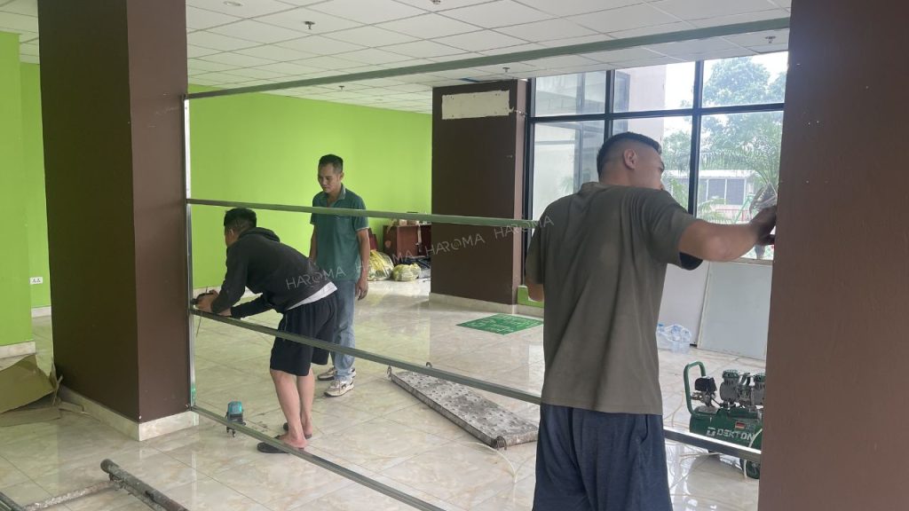 Thi công hệ khung xương dựng vách ngăn phòng
