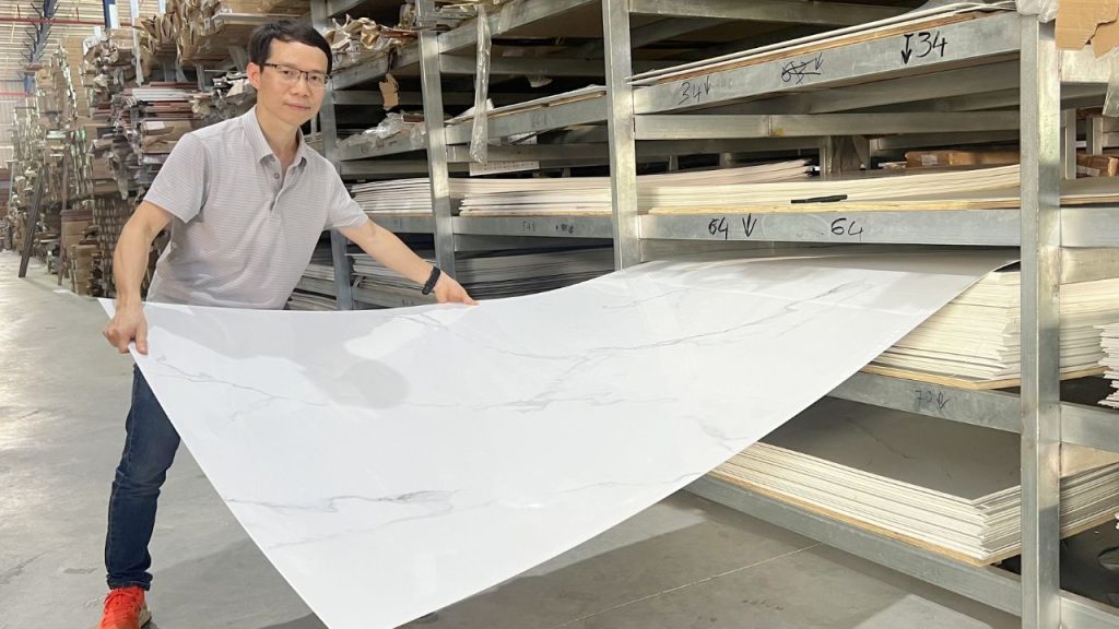 Tấm PVC vân đá kích thước 1m22x2m44