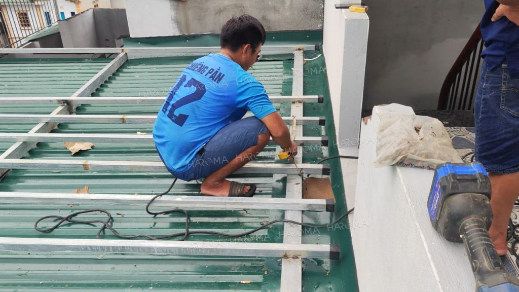 Thi công sàn gỗ nhựa ngoài trời cần sử dụng hệ khung xương